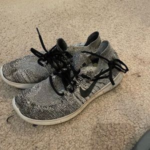 Nike Women black and white Flyknit Running shoes
